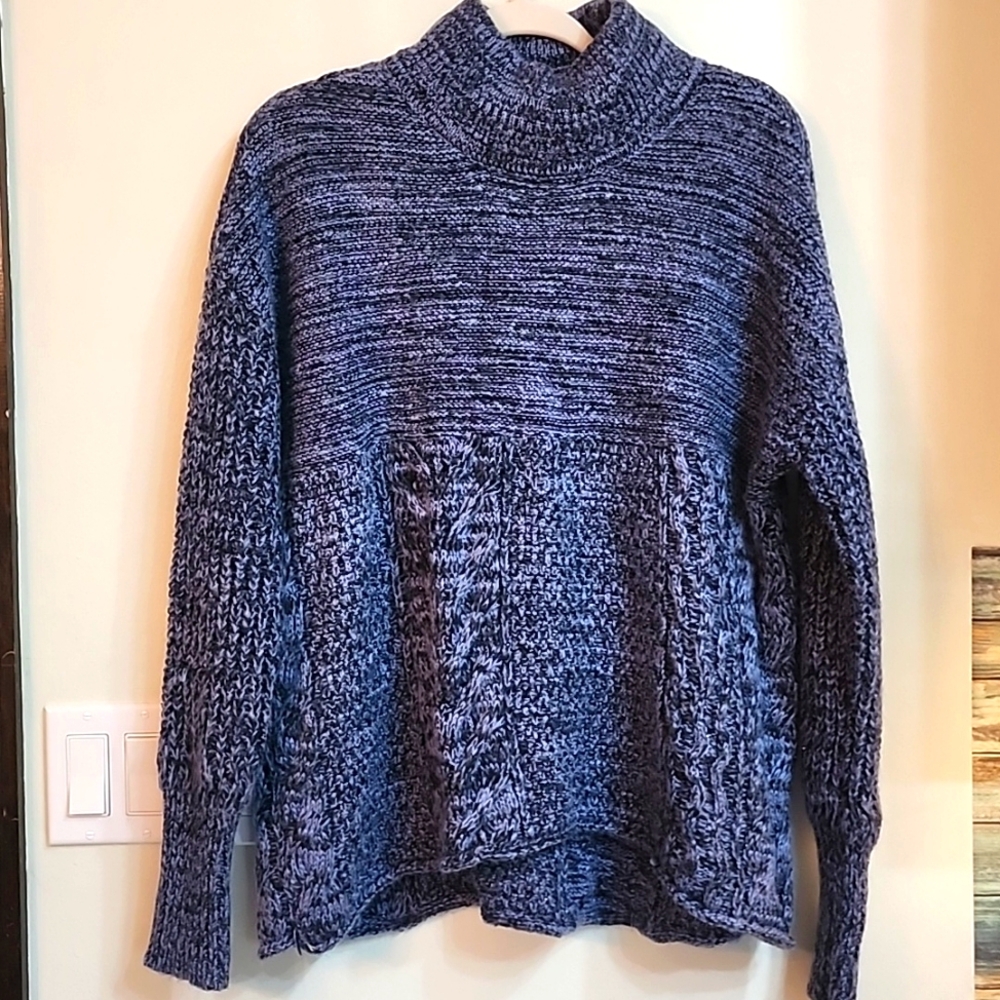 Vera Wang Sweater